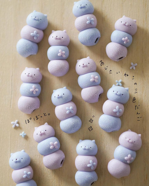 あじさいネコの三色団子・箱から出したところ
