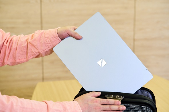 NEC LAVIEラヴィ夫人