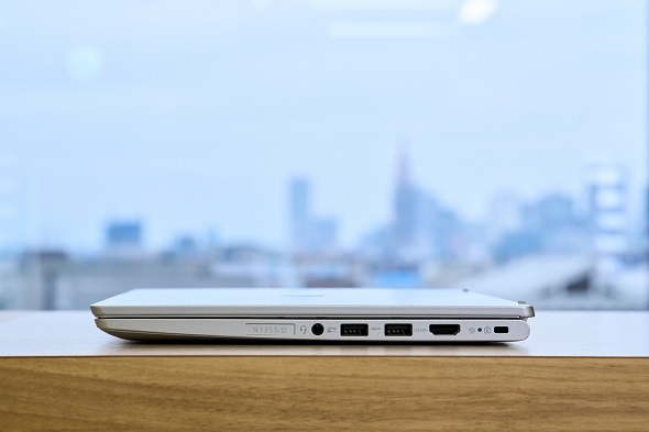 NEC LAVIEラヴィ夫人