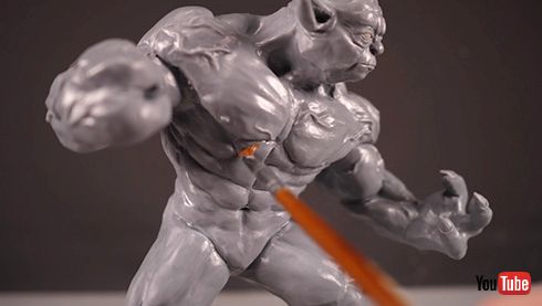 ハルクの体にヨーダの頭を組み合わせると……？　フォースが要らなそうなムキムキヨーダがすごい