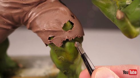 ハルクの体にヨーダの頭を組み合わせると……？　フォースが要らなそうなムキムキヨーダがすごい