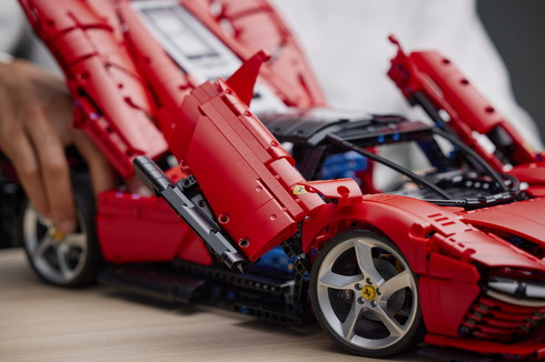 レゴ テクニック フェラーリ デイトナ SP3