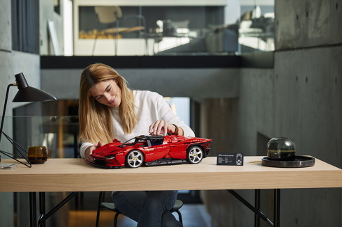 レゴ テクニック フェラーリ デイトナ SP3