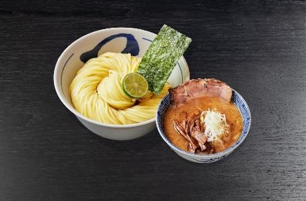 JR尼崎駅に冷凍ラーメン自販機