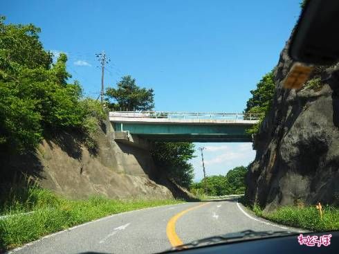 上に見えるのは1つ前の写真で通った「風返橋」