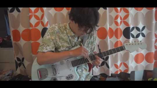 1年間 割り箸 ギター 弾き続けた 成果 演奏 タッピング