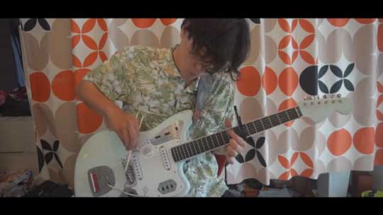 1年間 割り箸 ギター 弾き続けた 成果 演奏 タッピング