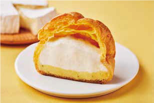 六甲山牧場チーズの生カスタードシュークリーム