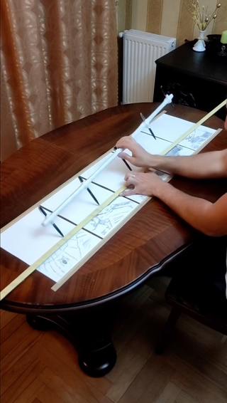 5人のマーベル・ヒーローたちを同時に描けてしまう、超人的な男性がTikTokで話題