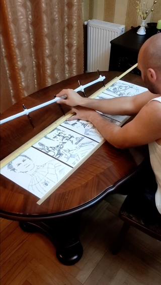 5人のマーベル・ヒーローたちを同時に描けてしまう、超人的な男性がTikTokで話題