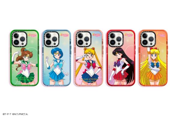 セーラームーンのコラボスマホケース