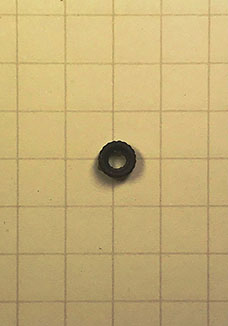 スニーカーの裏に挟まった小石を1年間集めた人