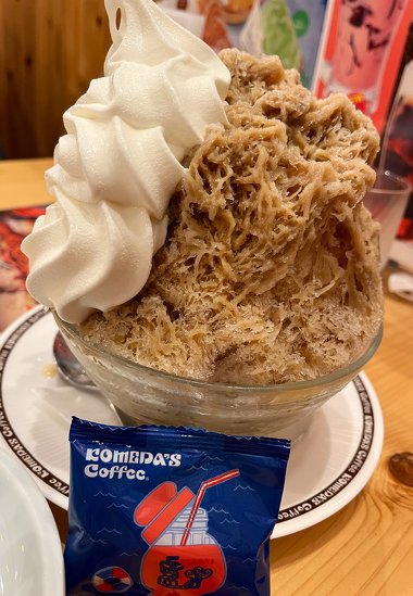 「コメダ珈琲店」のかき氷
