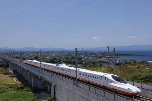 西九州新幹線かもめ