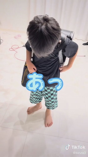 パジャマで学校