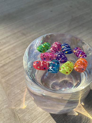 涼しげな水風船ヨーヨーのネイルチップがかわいい