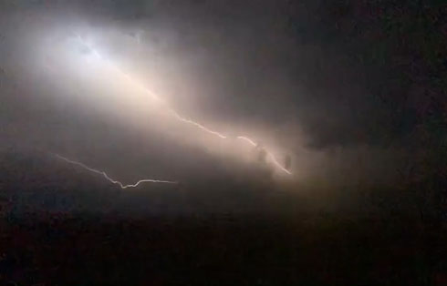 アンビルクローラー