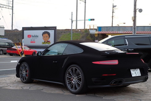 真黒色無双で塗装したポルシェ911