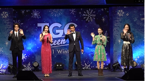 TGCに出演した藤岡弘、と藤岡真威人、天翔愛、天翔天音、藤岡舞衣