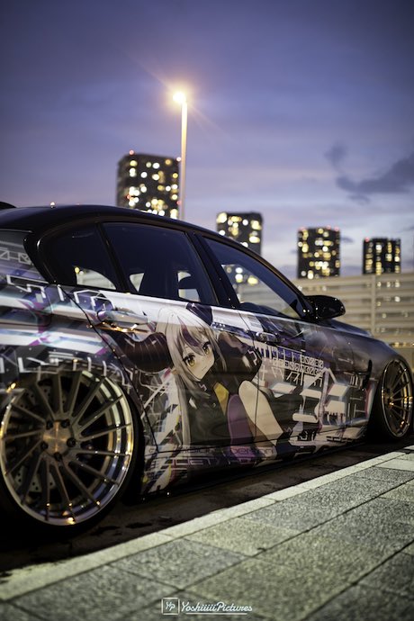 ホロライブ 痛車 holoX ラプラス・ダークネス YMD