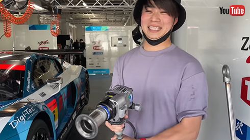 インパクトレンチに大喜びの川端さん