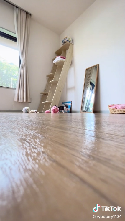 鏡に向かうひなたくん
