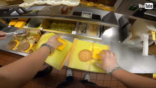 マクドナルド 店員 視点 動画 YouTube マック お昼時 ランチ ラッシュ