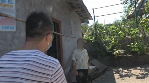 クロ現 漫画BANK 摘発