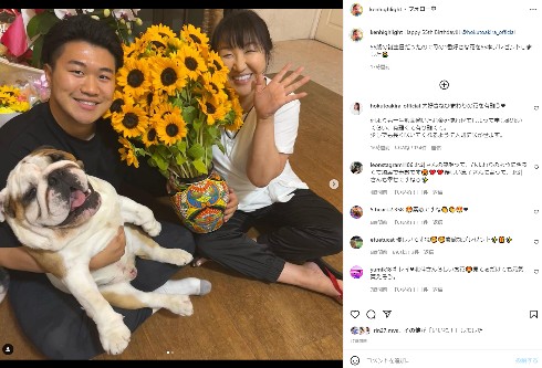 55歳の誕生日を迎えた北斗晶と長男の佐々木健之介