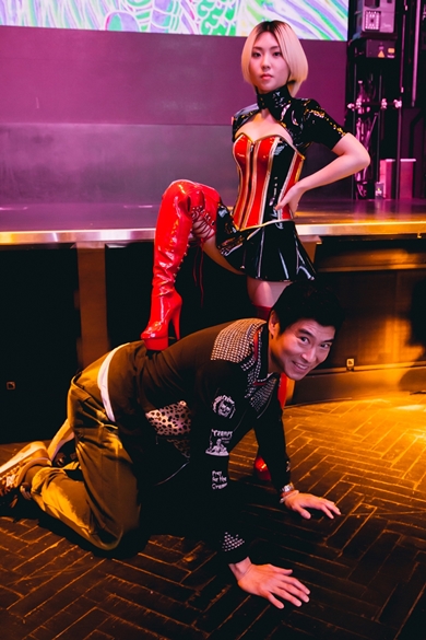 高嶋政宏と女王様