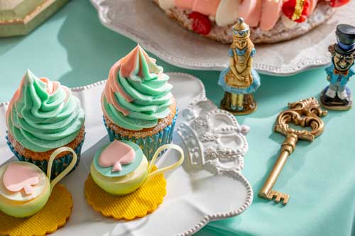 ヒルトン東京 夏 ランチ スイーツ ビュッフェ アリスのペパーミント気分なお茶会 不思議の国のアリス