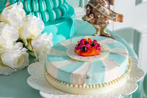 ヒルトン東京 夏 ランチ スイーツ ビュッフェ アリスのペパーミント気分なお茶会 不思議の国のアリス