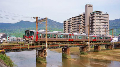 広島の駅弁、夫婦あなごめし