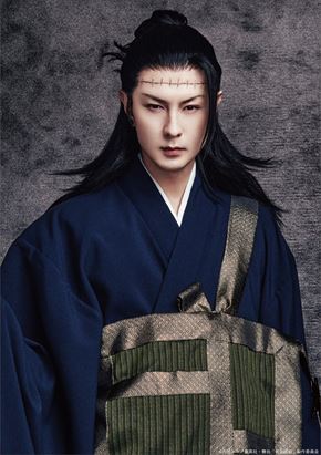 夏油傑役の藤田玲