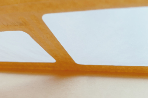 封筒の内側を撮る