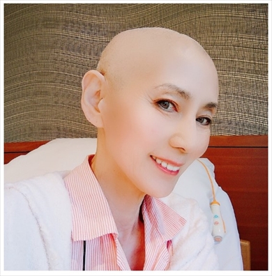 スキンヘッドにした秋野暢子