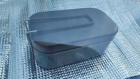 車内の高温でゆでたまごを作れるか実験　南向き車のダッシュボードで生たまごが固ゆでに