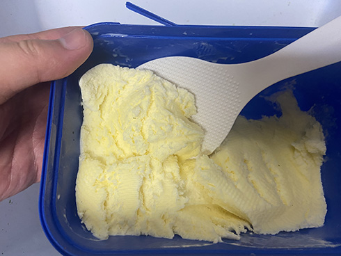 アイスを大容量パックから“すくう”救世主みつかる　「目から鱗」「本当に困ってたから神の啓示」