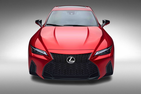 LEXUS IS500