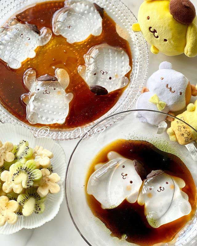 「ポムポムプリン」の水ゼリーがぷるっぷる！　透明キャラフードが涼しげでかわいい