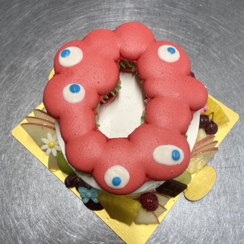 ミャクミャク様マカロン