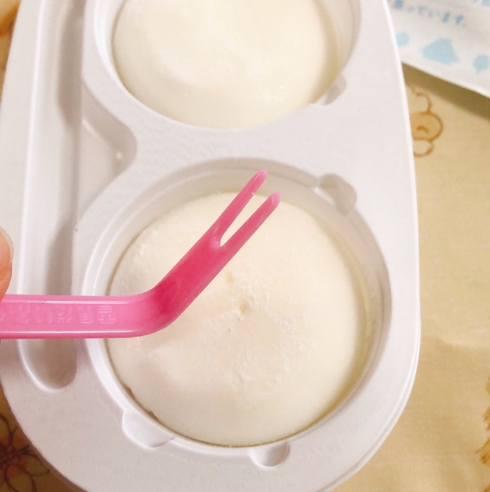 ピックが折れるほど硬かった「つよいゆきみだいふく」　Twitterで「わかりみもつよい」「あずきバーに対抗！？」と話題に