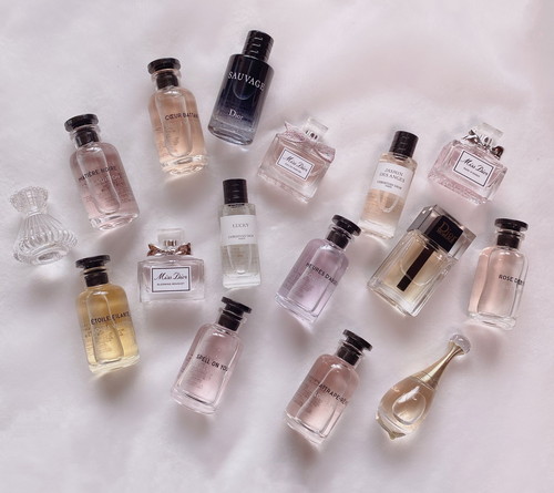 3coinsのケースがかわいい