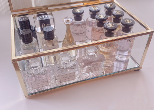 3coinsのケースがかわいい