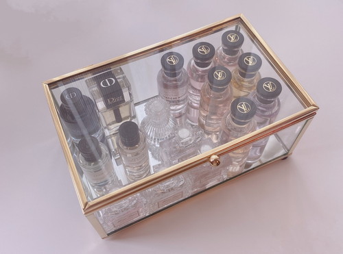 3coinsのケースがかわいい