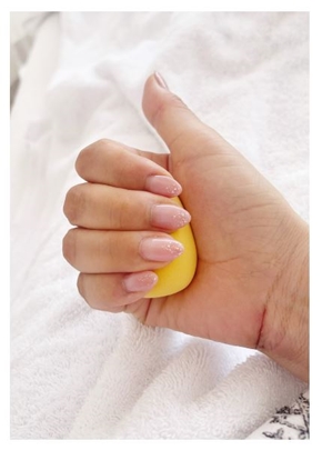 リハビリ中のアンミカ