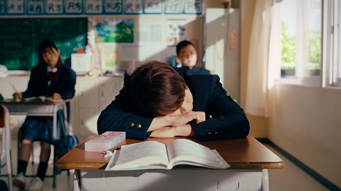 「東方アルカディアレコード」のCMで博麗霊夢のコスプレをした西川貴教