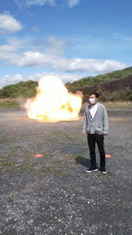 爆破体験ツアー