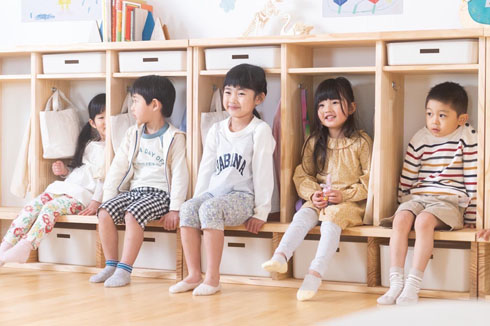 座ってもいいロッカー