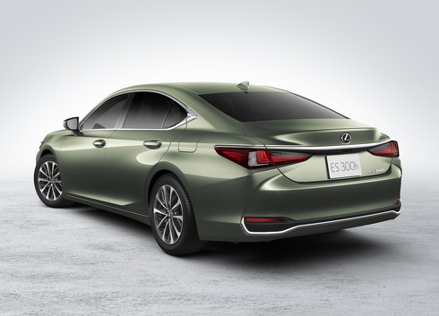 レクサスES